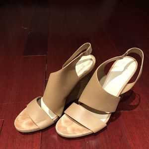 Aquatalia strappy wedge sandals size 9